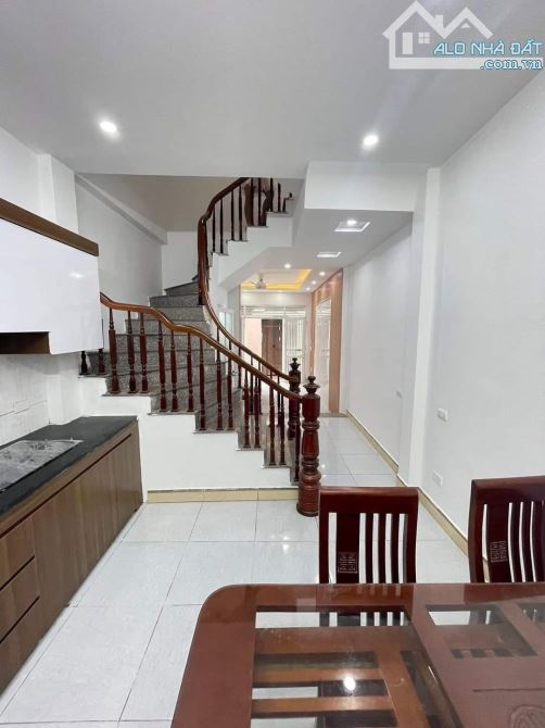 HOA HẬU XUÂN ĐỈNH DUY NHẤT 1 CĂN ,DÂN TRÍ TUYỆT VỜI ,42m2, 5,xx tỷ