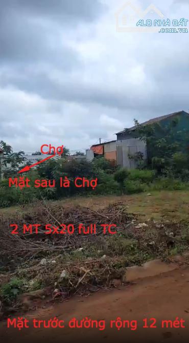 Đất 2 Mặt Tiền Chợ 100m² Full Thổ Cư, Kinh Doanh Sầm Uất, Đối Diện Sân Vận Động