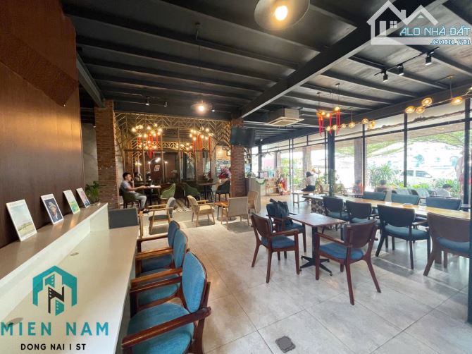 Cần cho thuê quán cafe tp Biên Hoà vó sẳng nhiều đồ