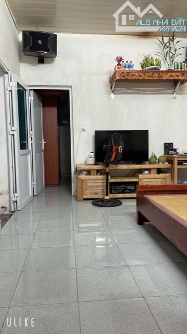 Bán Đất tặng nhà Cấp 4 trung tâm Phú Thị-Gia Lâm,Gần Trường Học,Dt 65m2,Giá 4.15 tỷ. - 1