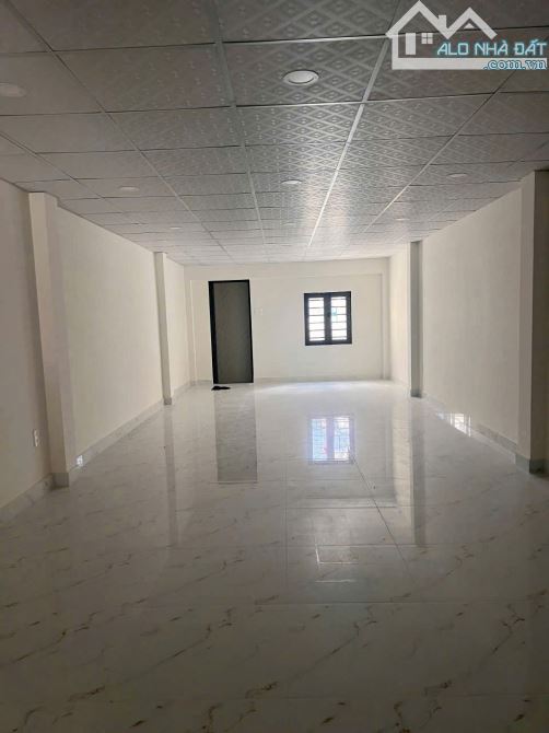 BÁN NHÀ 120M2 TẠI BÌNH TÂN - GIÁ CHỈ 65TR/ M2 - 1