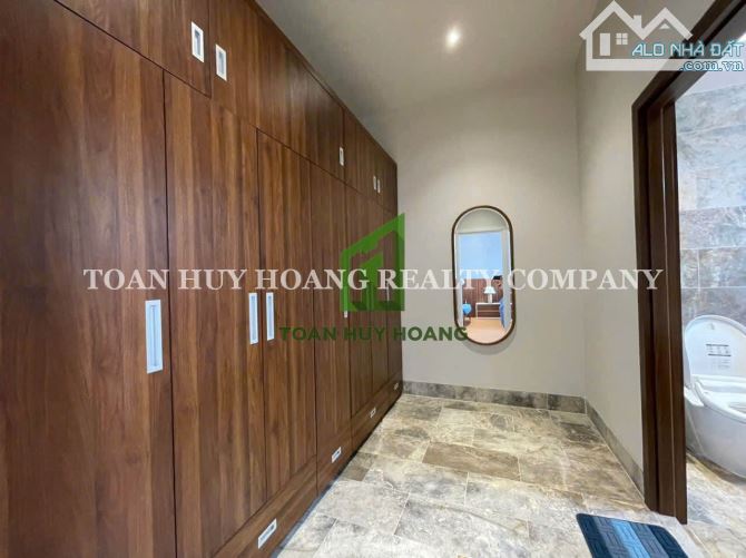 Cho Thuê Biệt Thự Phúc Lộc Viên Có Hồ Bơi 4 PN Mới Đẹp Gía 50Tr-Toàn Huy Hoàng - 1