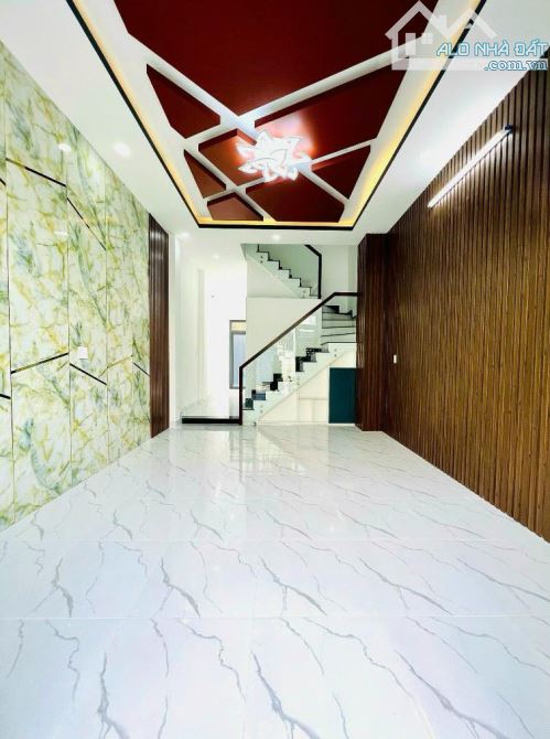 BÁN NHÀ ĐẸP HẺM XE HƠI 5M, 63M2, 3 TẦNG, NỞ HẬU, NGUYỄN XIỂN, LONG BÌNH, QUẬN 9 - 1