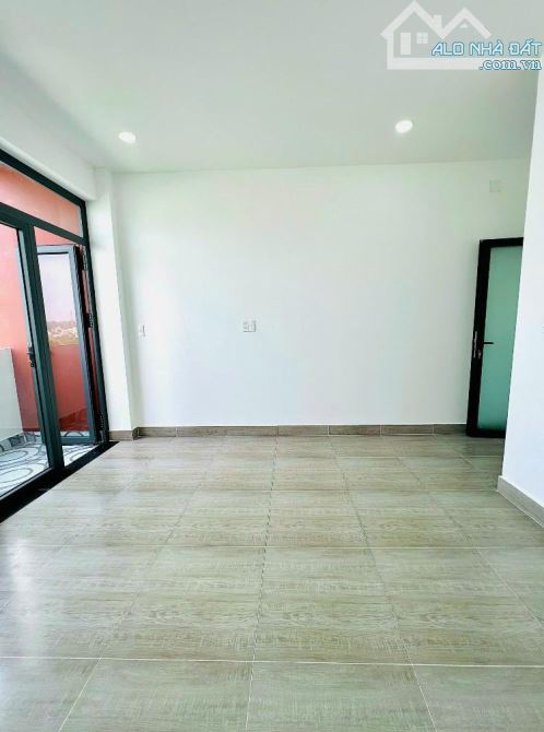 BÁN NHÀ ĐẸP HẺM XE HƠI 5M, 63M2, 3 TẦNG, NỞ HẬU, NGUYỄN XIỂN, LONG BÌNH, QUẬN 9 - 14