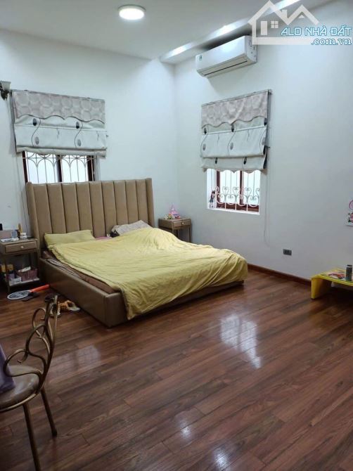 Bán nhà đẹp phố VIP THÁI HÀ-ĐỐNG ĐA, Dt 61m2, Giá 12 Tỷ, Gần Đại Học Thuỷ Lợi - 2