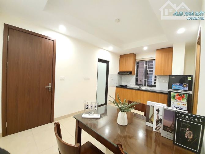 Cho Thuê CCMN Ngõ 165 Quan Nhân Thanh Xuân 40m2 1K1N Thang Máy Máy Giặt Riêng Gần Chợ - 2