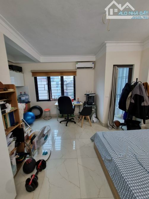 Bán nhà 7 tầng phố tây Sơn 56 m mặt tiền 5.3 m giá 11 tỷ - 2