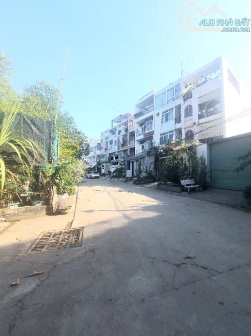 🏠 NHÀ PHỐ 4 TẦNG , VIEW SÔNG CỰC ĐẸP KDC TÂN AN HUY- P TÂN PHONG Q7- GẦN 200M2-CHỈ 17,9TY - 2