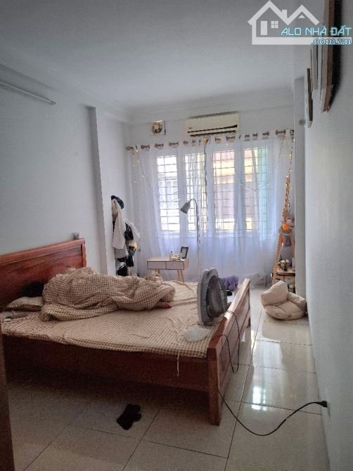 BÁN NHÀ CÙ CHÍNH LAN, KHU QUÂN ĐỘI, Ở LUÔN, KHU VỰC NHIỀU TIỆN ÍCH, GIAO THÔNG THUẬN TIỆN. - 3