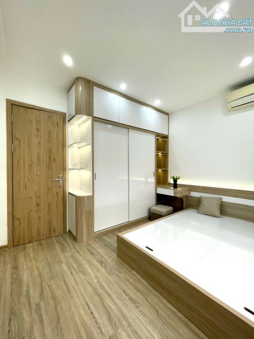 Bán căn hộ Nơ Bán đảo Linh Đàm thiết kế 3PN,2WC - 4