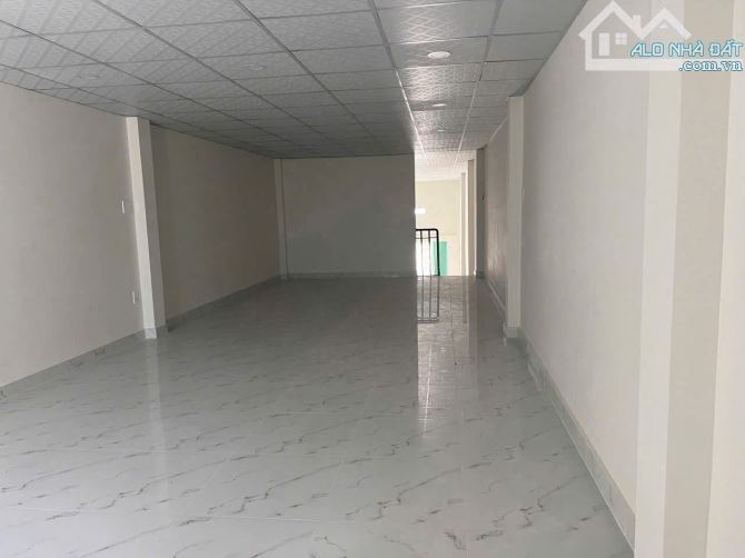 BÁN NHÀ 120M2 TẠI BÌNH TÂN - GIÁ CHỈ 65TR/ M2 - 4