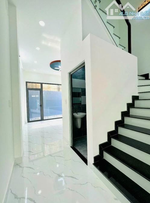 BÁN NHÀ ĐẸP HẺM XE HƠI 5M, 63M2, 3 TẦNG, NỞ HẬU, NGUYỄN XIỂN, LONG BÌNH, QUẬN 9 - 6