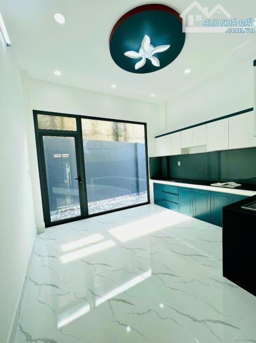 BÁN NHÀ ĐẸP HẺM XE HƠI 5M, 63M2, 3 TẦNG, NỞ HẬU, NGUYỄN XIỂN, LONG BÌNH, QUẬN 9 - 7