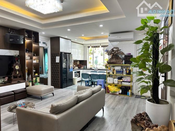 Bán căn 3pn2vs,100m2, tầng đẹp, nội thất long lanh, tòa 7A Lê Đức Thọ, giá 5,5 tỷ