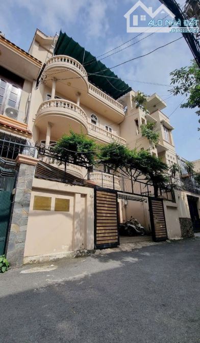 Bán biệt thử hẻm vip Năm Kỳ Khởi Nghĩa, Q3 - 4 tầng, 8.6x20m, Giá 36 Tỷ