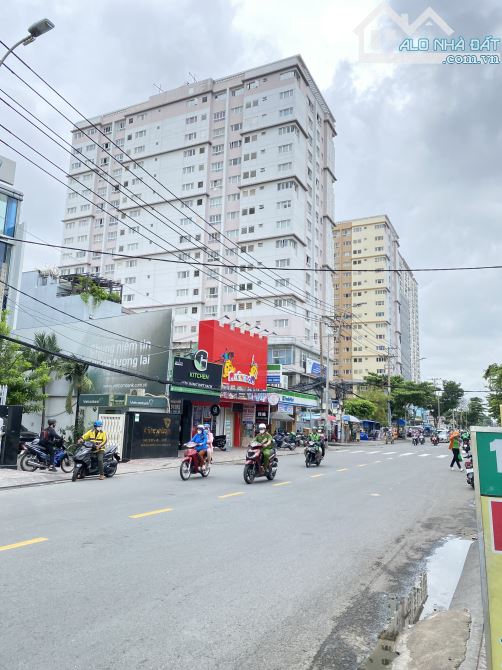 Bán Gấp Building MT Nguyễn Xí 2 Chiều Bình Thạnh. DT 20x45m, 930m2, 6 lầu Mới Giá 160 tỷ - 1