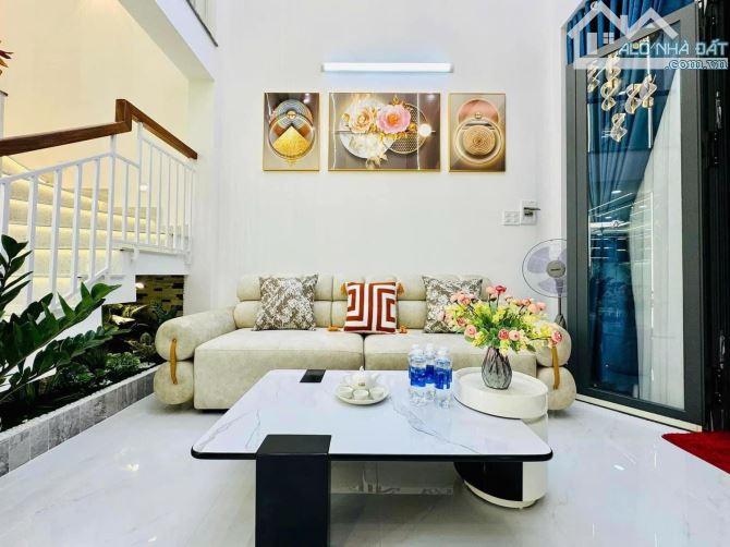 BÁN NHÀ SIÊU RẺ ! ĐƯỜNG ĐẶNG THUỲ TRÂM, BÌNH THẠNH. DT:40m2. GIÁ 2tỷ100 - 1