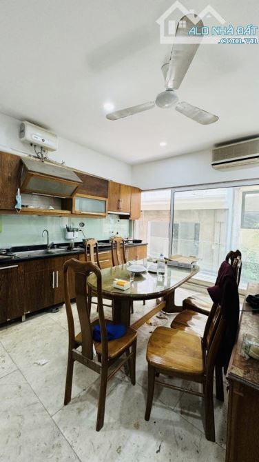 BÁn nhà phố ĐÀO TẤN - PHÂN LÔ - Ô TÔ - NGÕ THÔNG THOÁNG - KHU VIP BA ĐÌNH. 80m2 MT 4,2m - 1