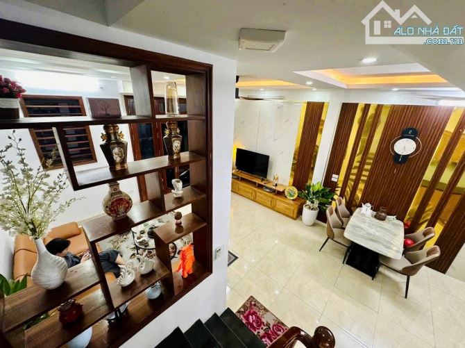 BÁN NHÀ TRƯƠNG ĐỊNH - HOÀNG MAI - 50M2, 5 TẦNG, MT 6.5M, NGÕ 3 GÁC, NGÕ THÔNG, 2 THOÁNG - 1