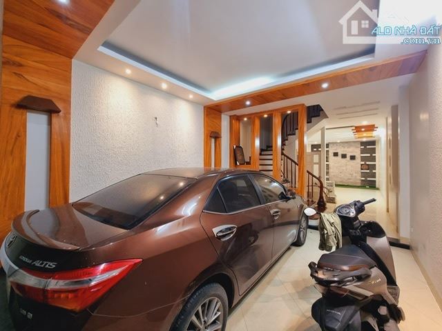 Bán nhà Nguyễn Khang - Cầu Giấy 65m2, khu phân lô VIP, oto vào nhà ,kinh doanh VP - 1