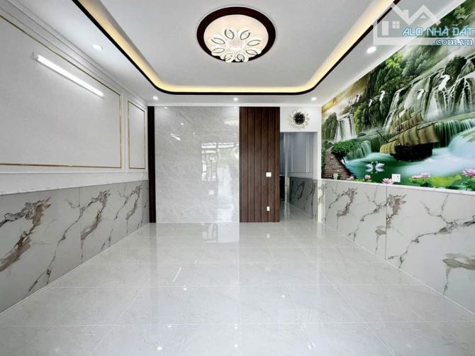 BÁN NHÀ TÂN PHONG 200M2 GẦN GIÁO XỨ THUẬN HOÀ CHỈ 3,65 TỶ TL - 2