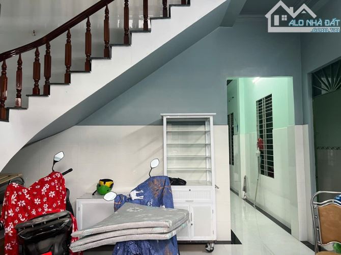 Bán nhà 2 tầng, dt 119m2 có 4PN, đường Phú Xương, Vĩnh Hải, Nha Trang- Giá 3,3 tỷ - 5