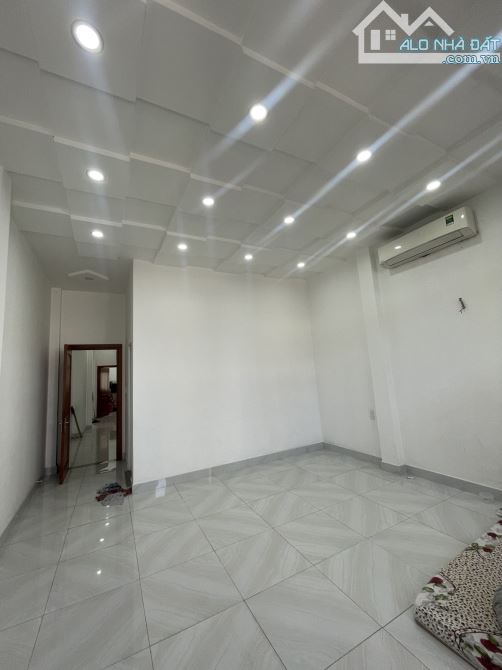 Nhà bán Hiệp Thành Q12 120m² 4.7 x30m giá 9.2 tỷ - 6