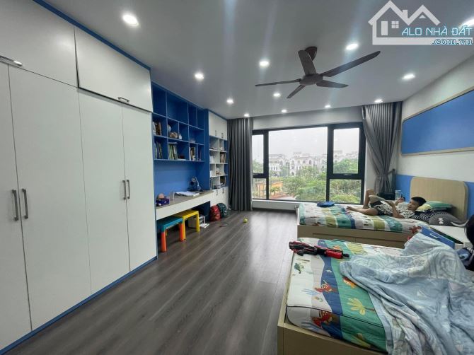 SIÊU PHẨM VIỆT HƯNG LB 80M2 x 6T P.LÔ ÔTÔ TRÁNH VỈA HÈ THANG MÁY KINH DOANH. 25,5TỶ - 7