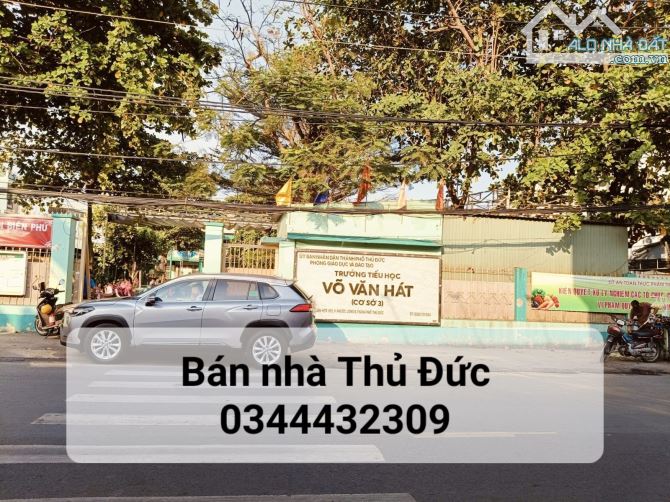 Bán nhà Thủ Đức, hơn 30 triệu/m2, Đỗ Xuân Hợp, 890 m2 (18x50), Full thổ