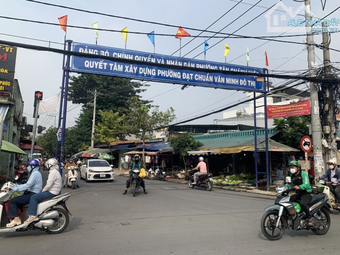 CĂN GÓC MT HUỲNH THỊ HAI - Không lộ giới 15,2x20 Full 320m2