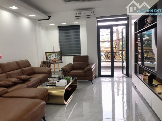 Mặt tiền Tên Lửa hiếm có 90m2, 4 Tầng, Hoàn công đầy đủ