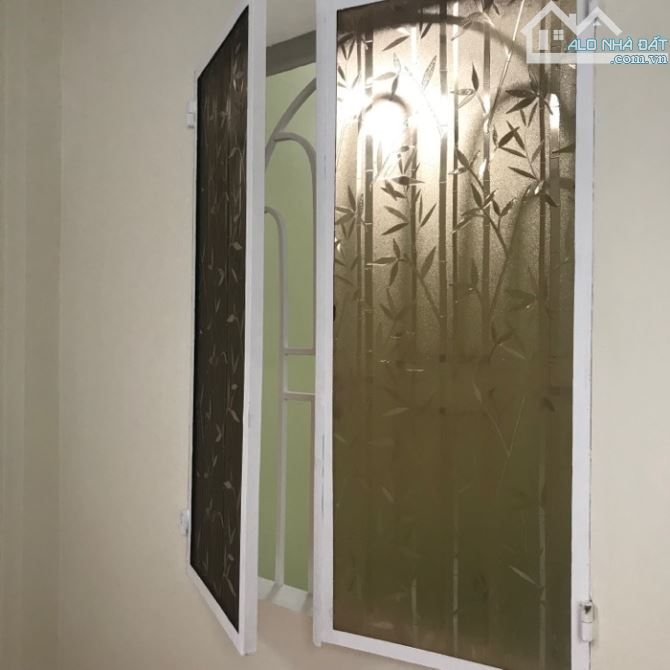 Nhà Hẻm Huỳnh Tấn Phát 2 Tầng, Ngang 4m Chỉ 1 Tỉ 950, Sổ riêng,P. Tân Thuận Đông, Quận 7. - 1