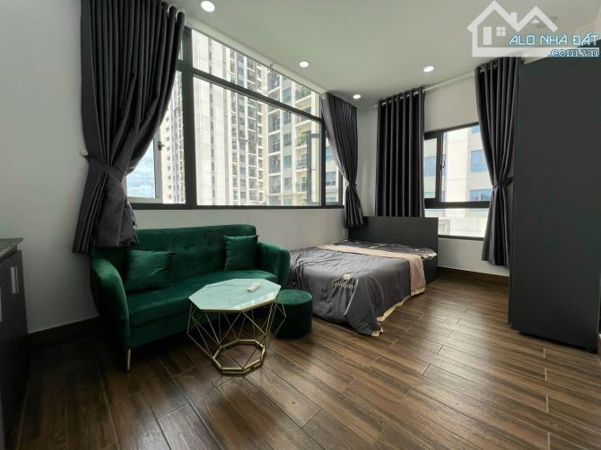 Cho thuê căn hộ Penthouse cửa sổ to view Chung Cư Hà Đô Quận 10 - 1