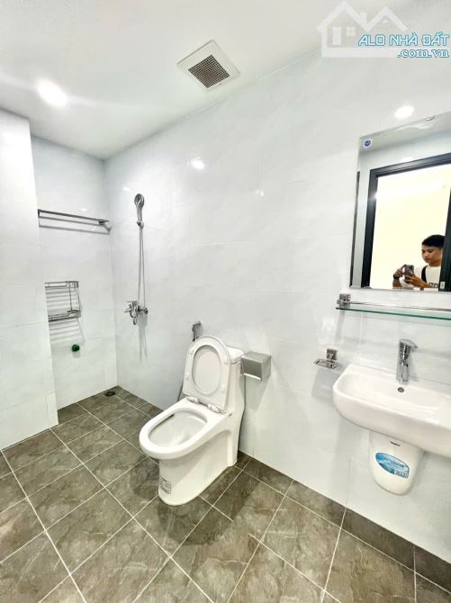 Cho Thuê CCMN Mặt Phố 330 Phạm Văn Đồng Bắc Từ Liêm 40m2 Studio Ban Công Thang Máy Ô Tô Đỗ - 12