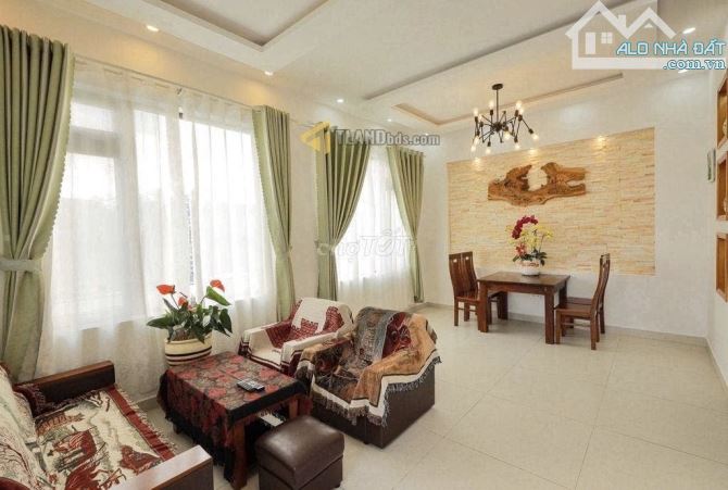 VILLA SÂN VƯỜN VIEW CỰC ĐỈNH ĐƯỜNG HOÀNG HOA THÁM P10 ĐÀ LẠT 464M2 23TỶ5 - 2