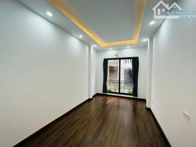 BÁN NHÀ NÚI TRÚC 5 TẦNG, 30M2, 8.7 TỶ BA ĐÌNH, NGÕ THÔNG Ô TÔ - 2