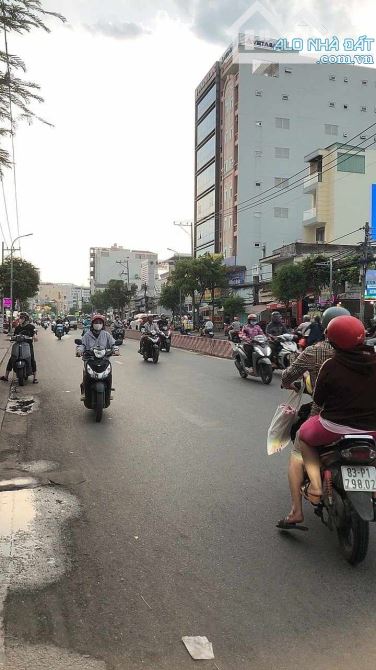 💥Bán dãy trọ 1/ Hùynh Tấn Phát, Tân Phú, Q 7 - 2tầng -100m2 -Ngang 6m -SHR -Nhỉnh 5tỷ 🚗 - 3