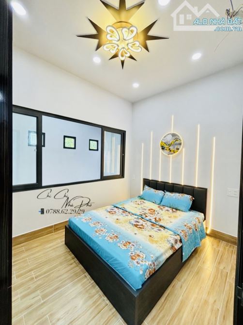 CÔNG VIÊN LÀNG HOA - LÔ GÓC KO LỘ GIỚI - HẺM XE TẢI 1 TRỤC - 3PN - 5TỶ .x - 3
