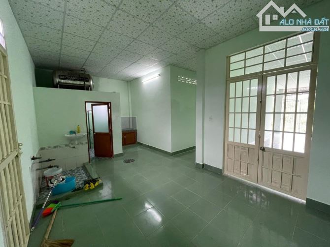 Chú tư cần bán gấp nhà DT : 135m2 ở Tân Phú Trung ( Củ Chi ) SHR giá 730tr - 3