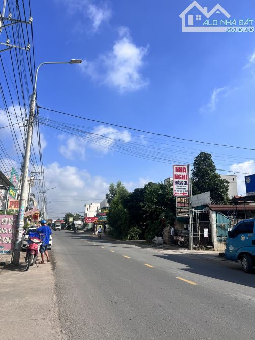 Bán nhà Gần Sài Gòn, giáp Biên Hòa, cách Sân bay QT Long Thành 12km. 2.1 tỷ/120m2. SHR - 4