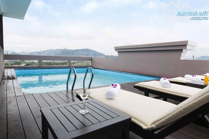 Cho thuê duy nhất 1 căn Penthouse khách sạn 4 sao đường Trần Phú cạnh biển TT Nha Trang, - 5