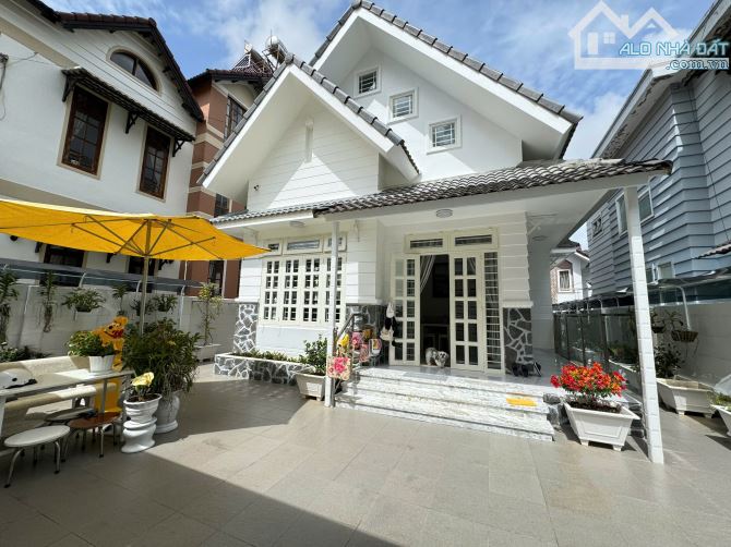 Bán Villa đường Cô Giang P.9 Đà Lạt 200m2 giá 14 tỷ - 6