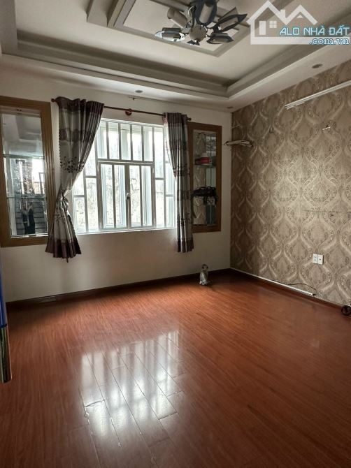 Bán căn phố Đinh Bộ Lĩnh - khu Hàng Xanh Vị Trí Kim Cương! (4x18m) Vuông Vức - Hẻm 1 sẹc - 6