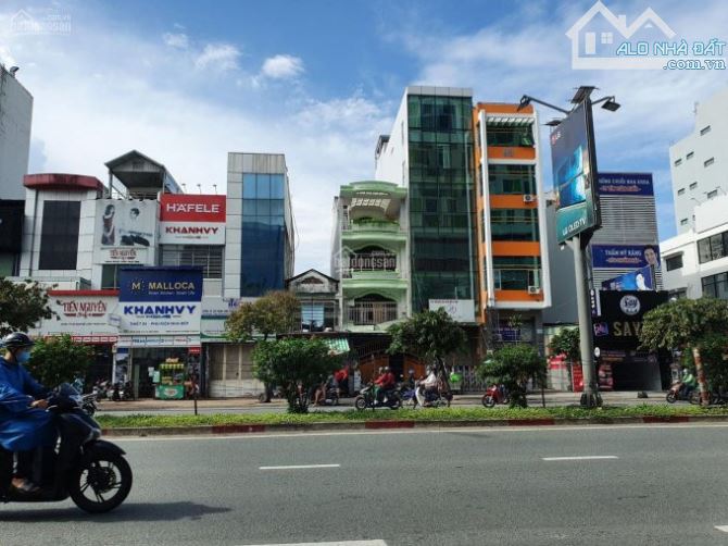 HOT! MT Cộng Hòa ngang 5, DTXD:400m2, giá 29.5 tỷ, sẵn HĐT,đoạn đẹp nhất p13, Q Tân Bình