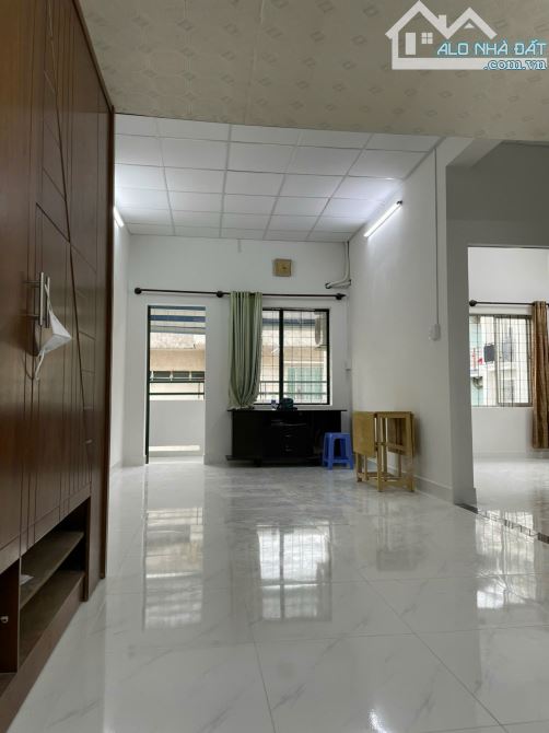 Chung cư A2, Vạn Kiếp, Bình Thạnh: 80m2, 3p ngủ, 2wc, 9,5tr