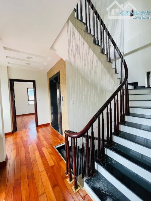 Trương Định ngõ to như phố, ô tô tránh, kinh doanh, DT 66m x 7 tầng thang máy chỉ 15 tỷ