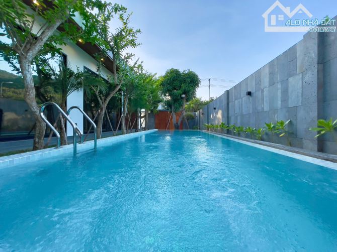 Bán Căn Villa Hồ bơi mới Siêu đẹp view Núi Sơn Trà, gần Biển Mỹ Khê - 1