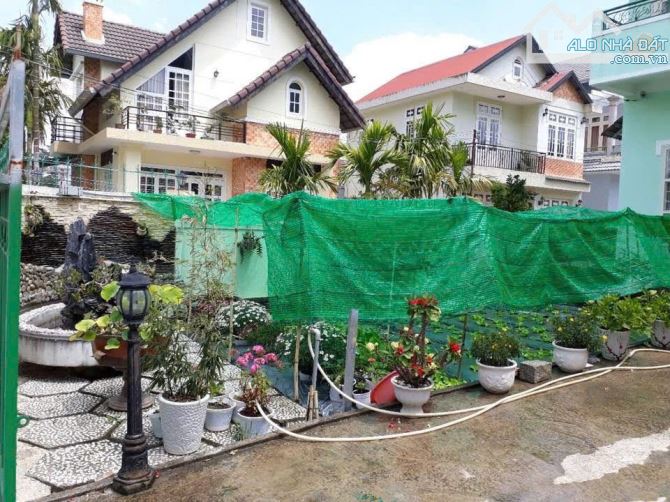 VILLA SÂN VƯỜN GÓC 2MT ĐƯỜNG PHẠM HỒNG THÁI – P10, ĐÀ LẠT - 2