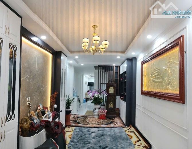 ĐẲNG CẤP BÁN NHÀ **GIA THƯỢNG**, 44 M2, NGÕ Ô TÔ, GIÁ 6 TỶ - 2