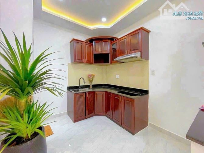 Bán gấp nhà tại Lê Thị Hồng Gò vấp siêu đẹp 54m2 giá nhỉnh hơn 4 tỷ - 3